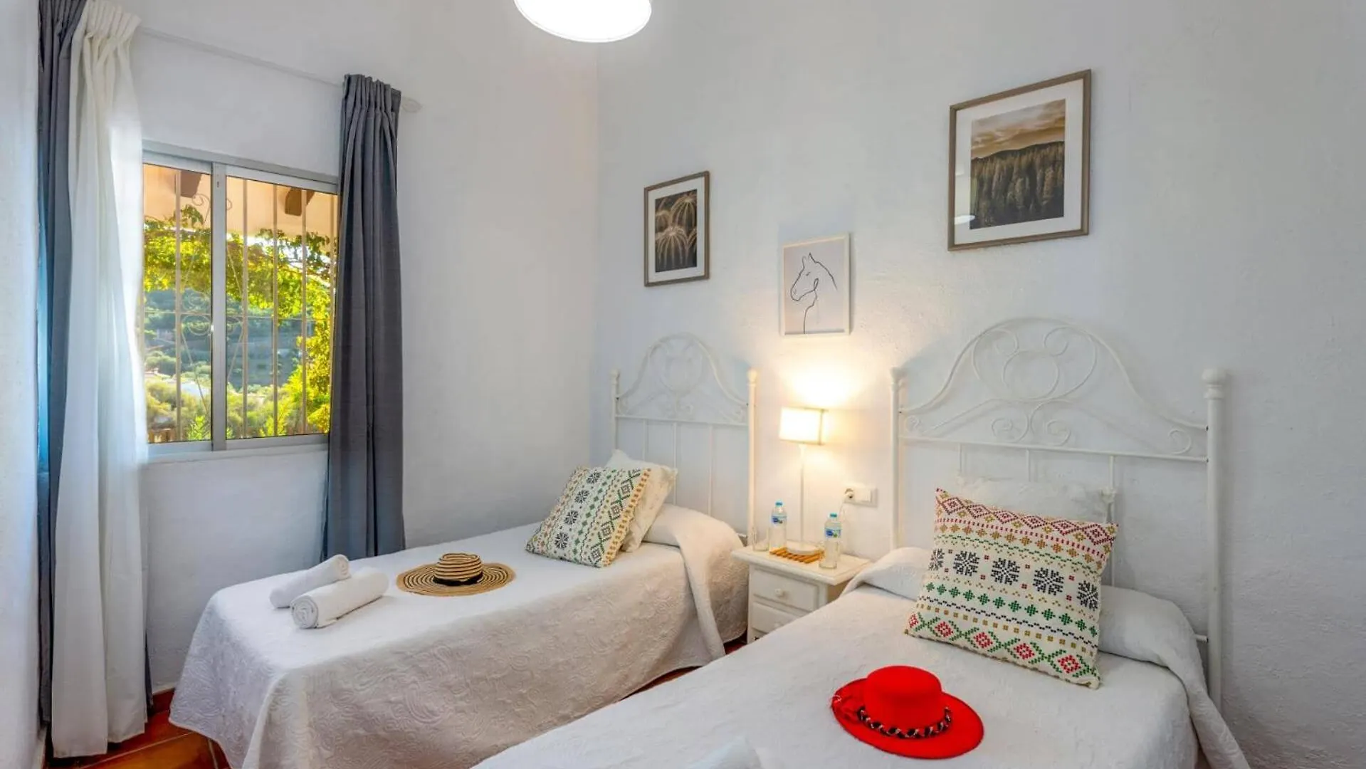 Villa Piedras Blancas By Villa Plus Frigiliana